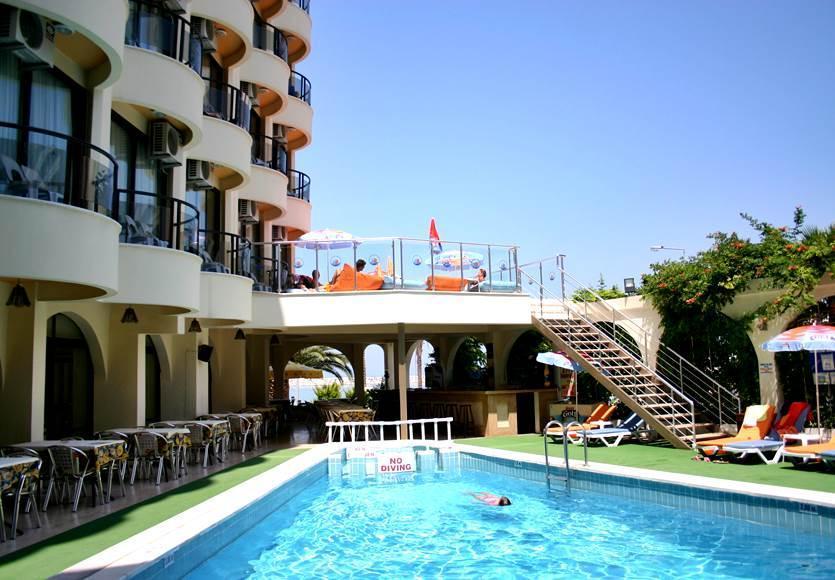Ozcelik Hotel Kuşadası Exterior photo