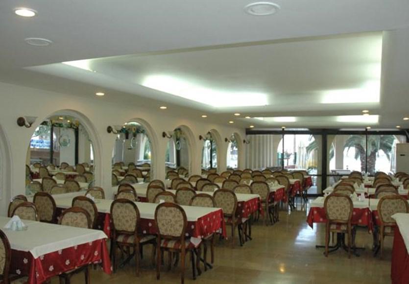 Ozcelik Hotel Kuşadası Exterior photo