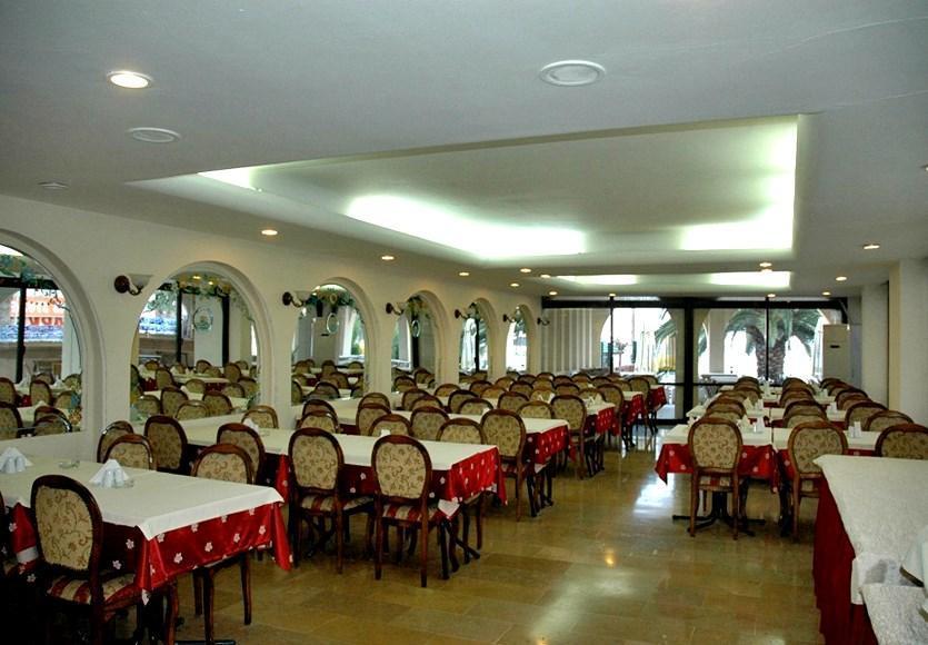 Ozcelik Hotel Kuşadası Exterior photo