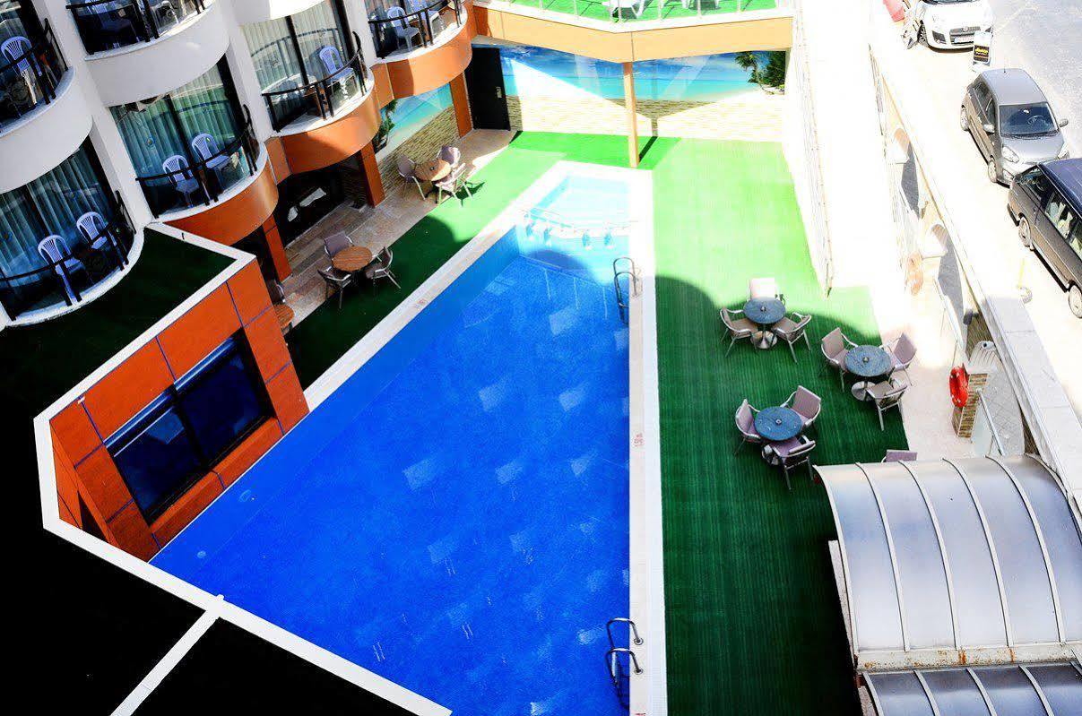 Ozcelik Hotel Kuşadası Exterior photo